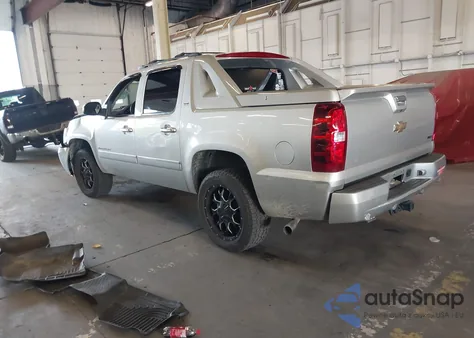 2011 Chevrolet Avalanche Ltz z USA, uszkodzony, nr VIN 3GNTKGE30BG272699